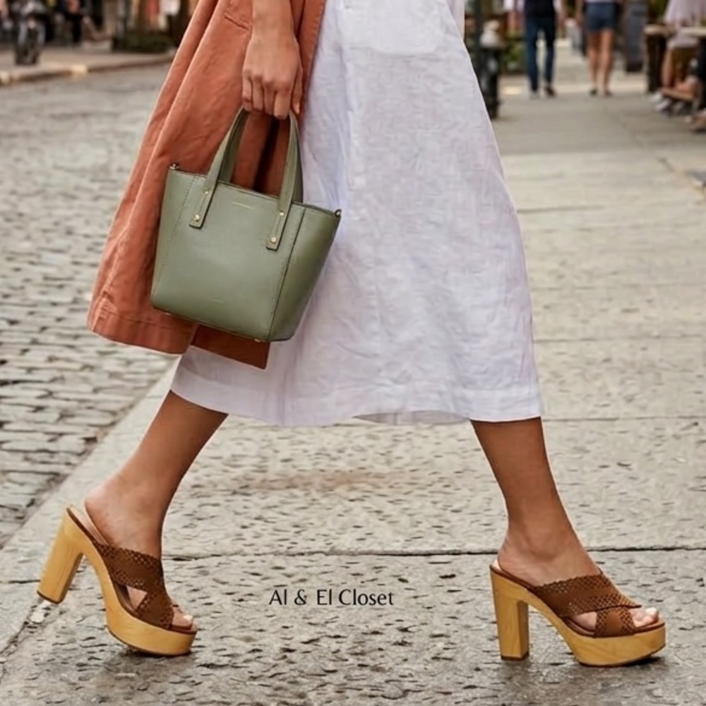 Veronica Beard Gaynor Platform Mules Women’s 9 Brown Suede Laser Cut Wooden Heel